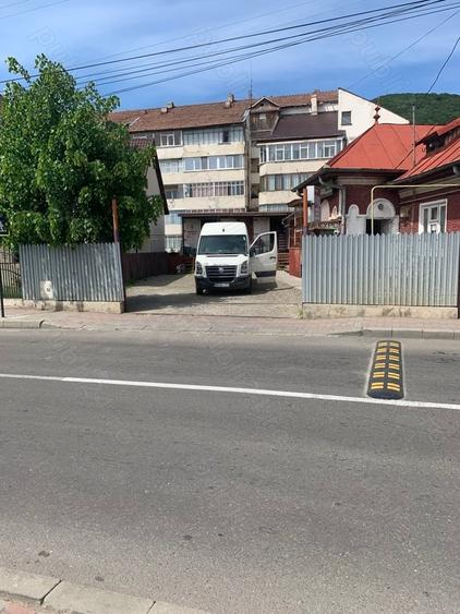 Vanzare teren ?i casa veche - 2
