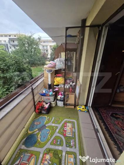Garsonieră decomandată în Central