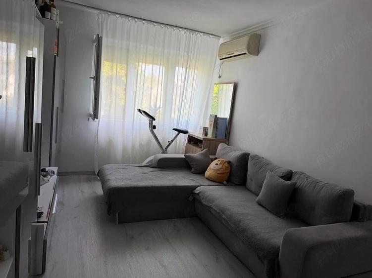 Apartament cu 2 camere semidecomandat în Berceni