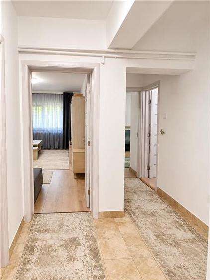 Apartament cu 3 camere decomandat, mobilat în Răcădău