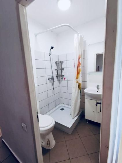 Apartament cu 6 camere în Central