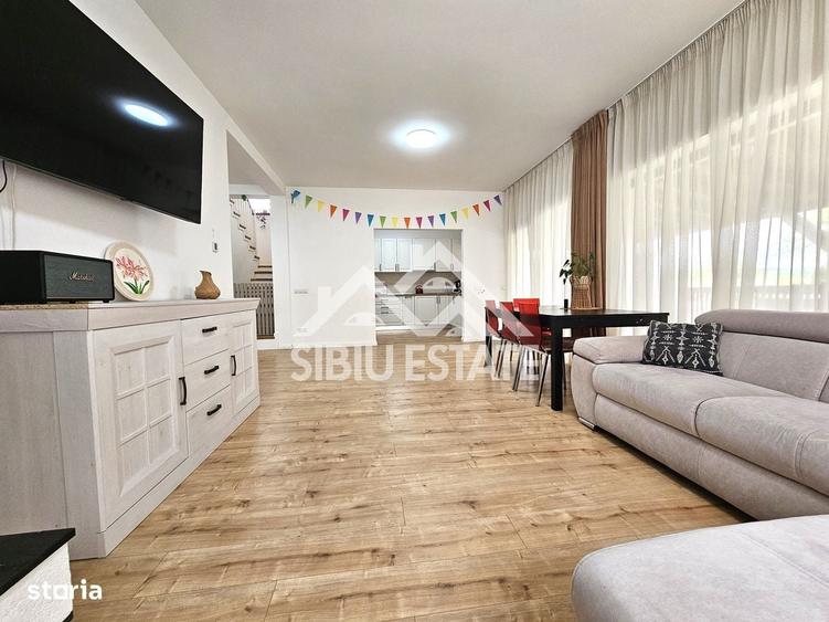 Casă cu 4 camere în Sadu