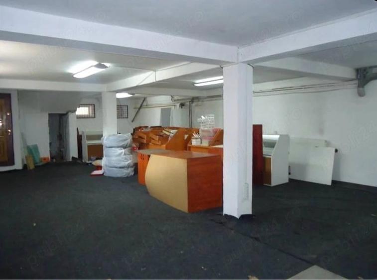Casă cu 2 camere cu Teren 220 Mp în Mihai Bravu
