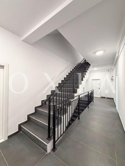 Apartament cu 2 camere semidecomandat, mobilat în Giroc