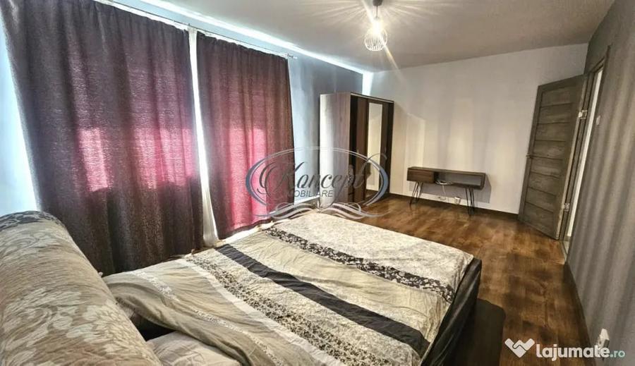 Apartament cu 3 camere decomandat în Între Lacuri