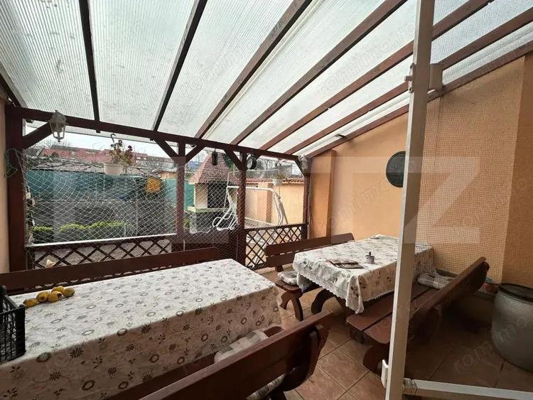 Casă cu 5 camere cu Teren 761 Mp în Blașcovici