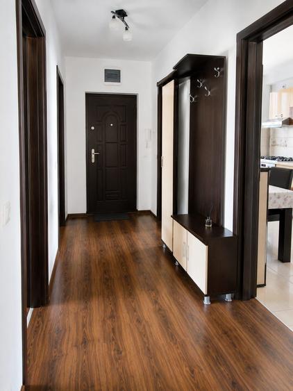 Apartament cu 2 camere decomandat în Valea Moșneagului