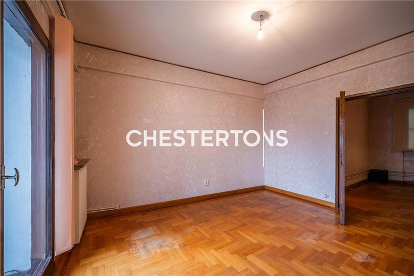 Apartament cu 5 camere circular în Calea Victoriei
