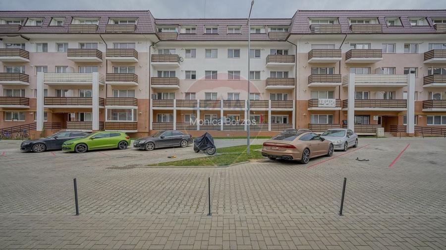Garsoniera de inchiriat, Subcetate Residence