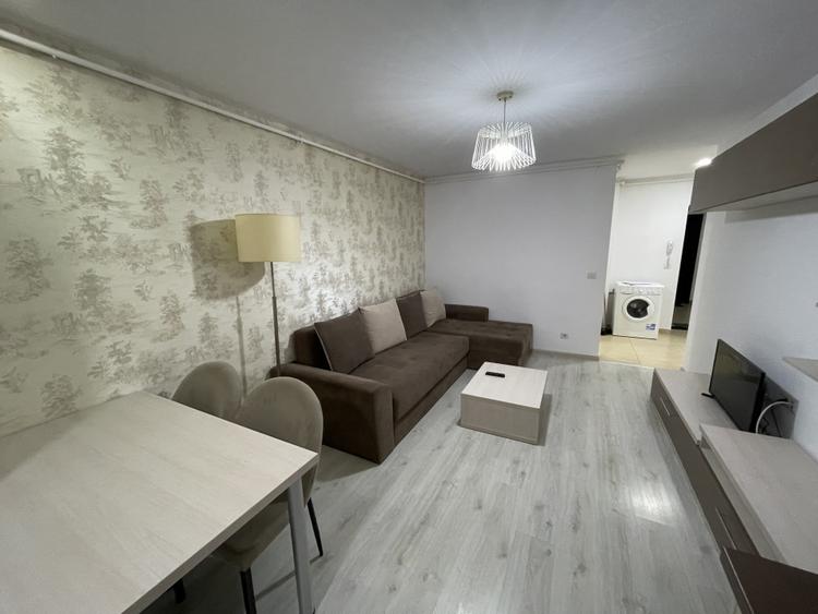 Apartament cu 2 camere decomandat, mobilat în Theodor Pallady