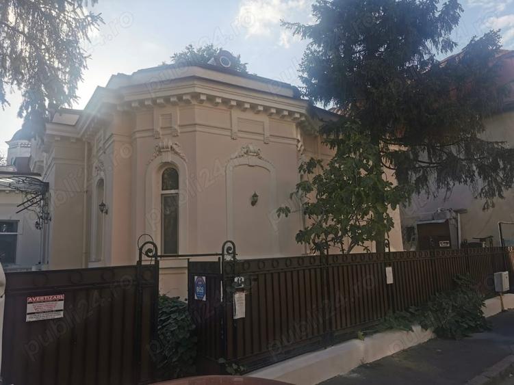 Apartament cu 2 camere în Romană