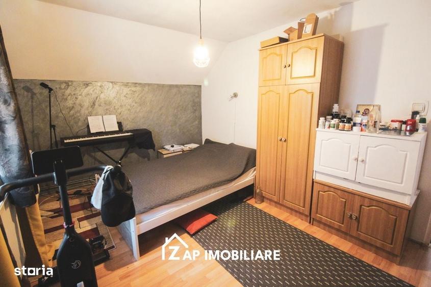 Casă cu 4 camere în Central