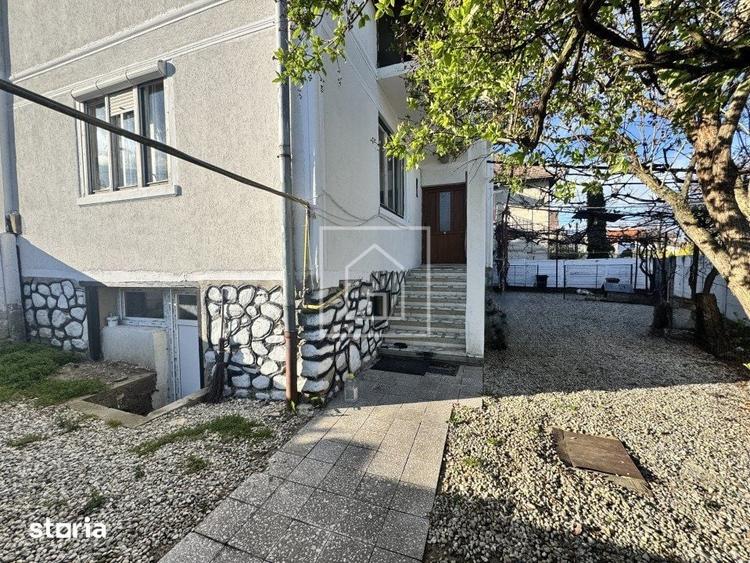 Casă cu 4 camere cu Teren 198 Mp în Valea Aurie