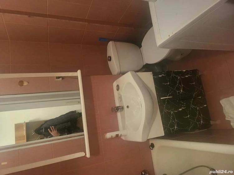 Apartament cu 2 camere nedecomandat în Cetății