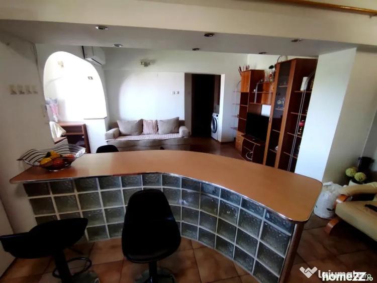Apartament cu 2 camere semidecomandat în 1 Mai