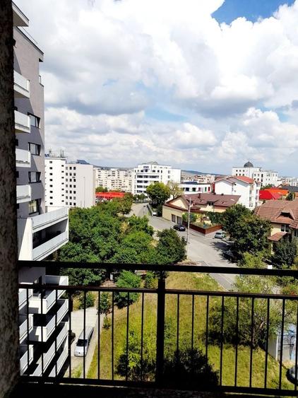 Apartament cu 2 camere decomandat în Dosu Bricii