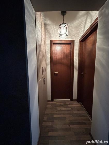 Apartament cu 3 camere decomandat în Motru