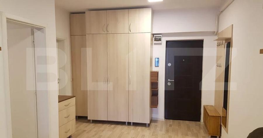 Apartament cu 2 camere decomandat, mobilat în Central