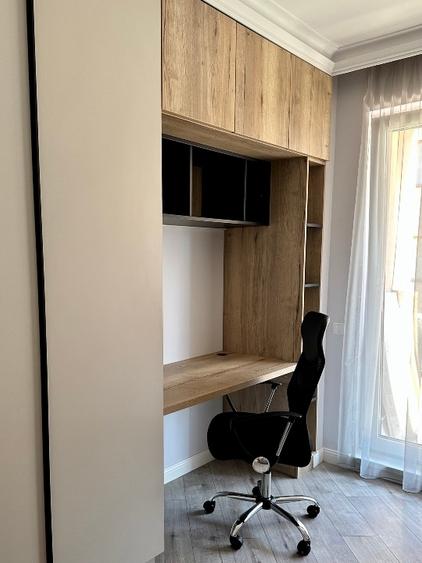 Apartament cu 3 camere decomandat, mobilat în Florești