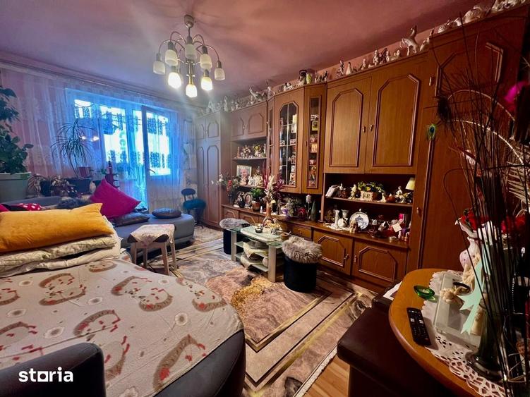 Apartament 2 camere, decomandat zona Colina - 4
