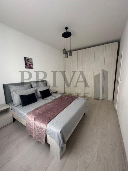 Apartament cu 2 camere semidecomandat, mobilat în Giroc