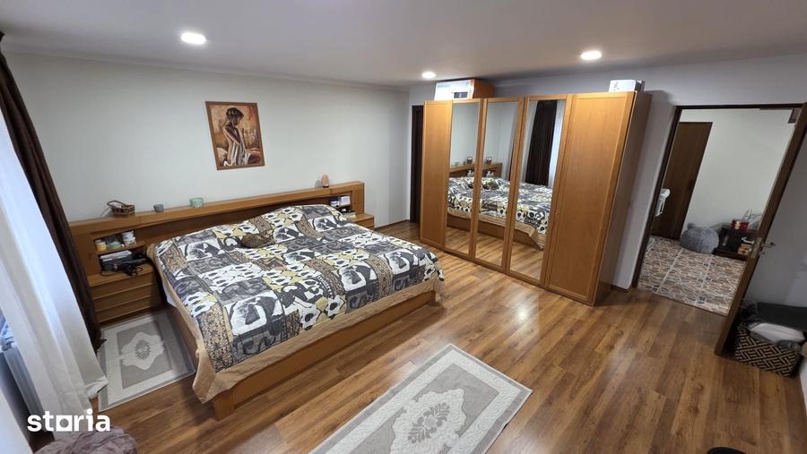 Casă cu 6 camere cu Teren 960 Mp în Câmpineanca