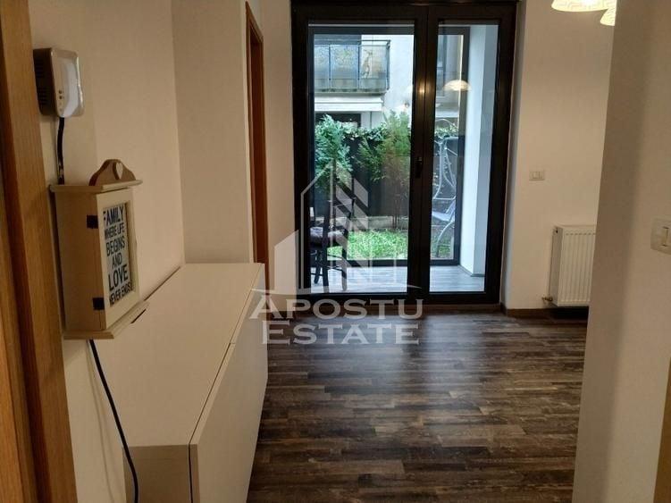 Apartament cu 2 camere semidecomandat, mobilat în Dumbrăvița