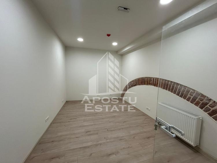 Birou, de 32 mp, în Ultracentral