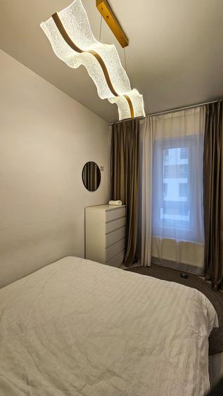 Apartament cu 2 camere semidecomandat, mobilat în 13 Septembrie