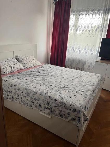 Apartament cu 2 camere semidecomandat în Pajura
