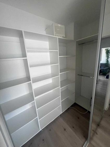 Apartament cu 3 camere decomandat în Exterior Vest