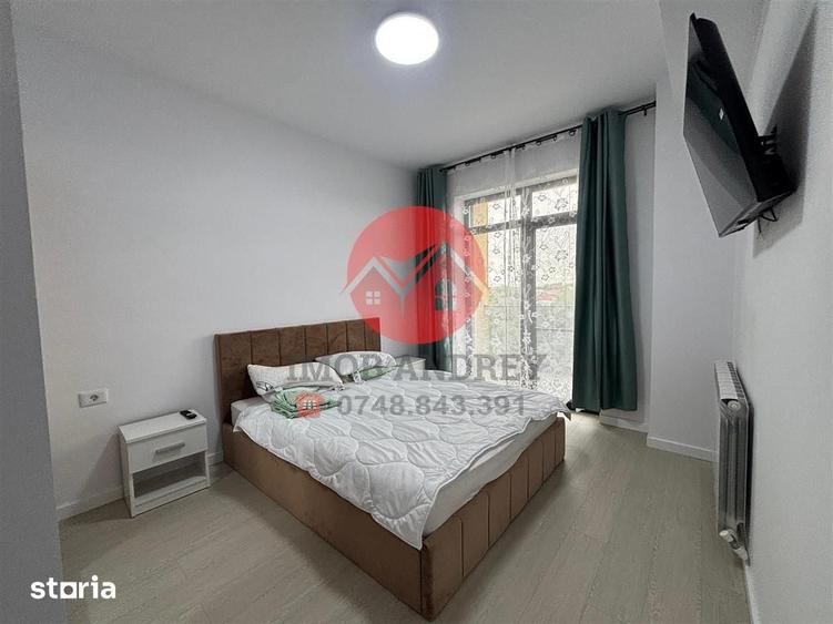 Apartament cu 3 camere decomandat în E3