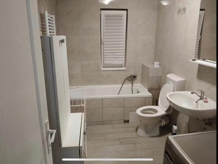 Apartament cu 2 camere decomandat în Florești
