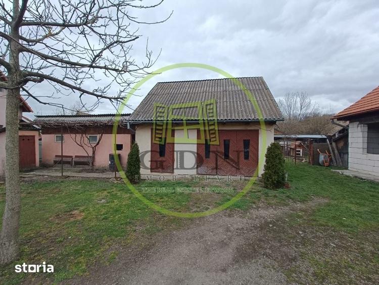 Casă cu 5 camere cu Teren 3785 Mp în Brâncovenești