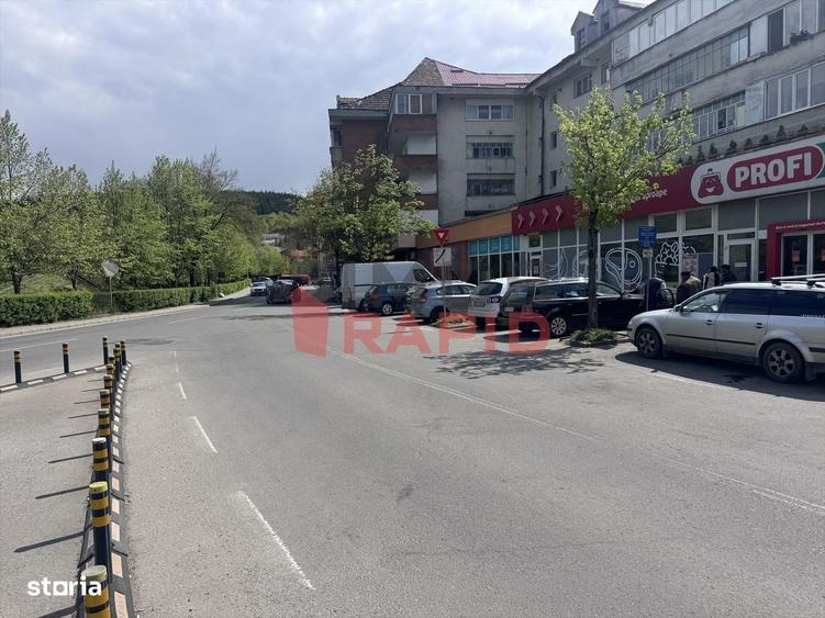 Spațiu comercial, de 370 mp, în Ștefan cel Mare