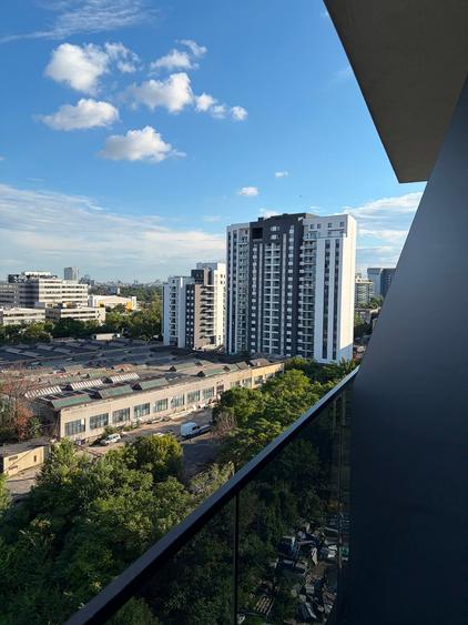 Apartament cu 2 camere decomandat în Aviației