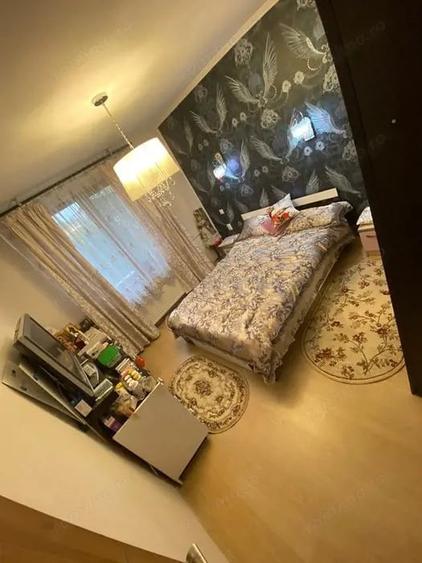 Apartament cu 4 camere nedecomandat, mobilat în Central