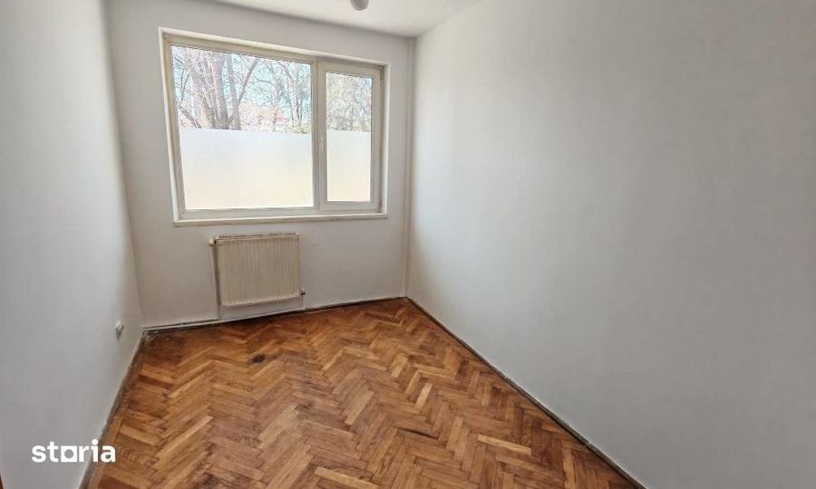 Apartament luminos pentru cabinet sau locuit - 8