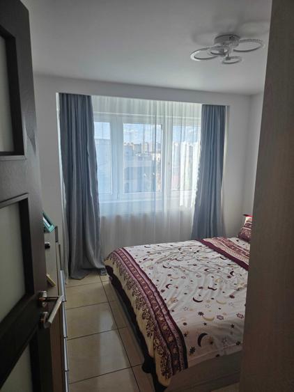 Apartament cu 3 camere decomandat în Titulescu