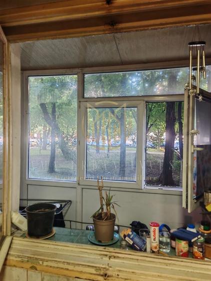Apartament cu 2 camere semidecomandat în Giurgiului