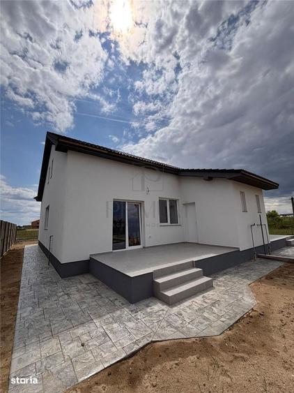 Casă cu 3 camere în Sud