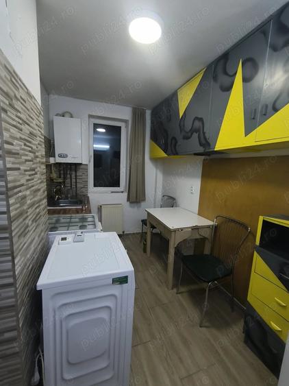 Apartament cu 2 camere decomandat în Est