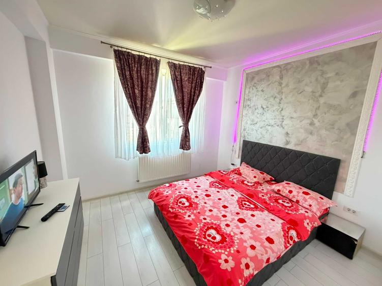 Apartament cu 2 camere decomandat, mobilat în Roșu