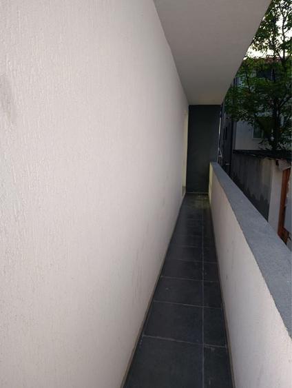Apartament cu 2 camere decomandat în Exterior Vest