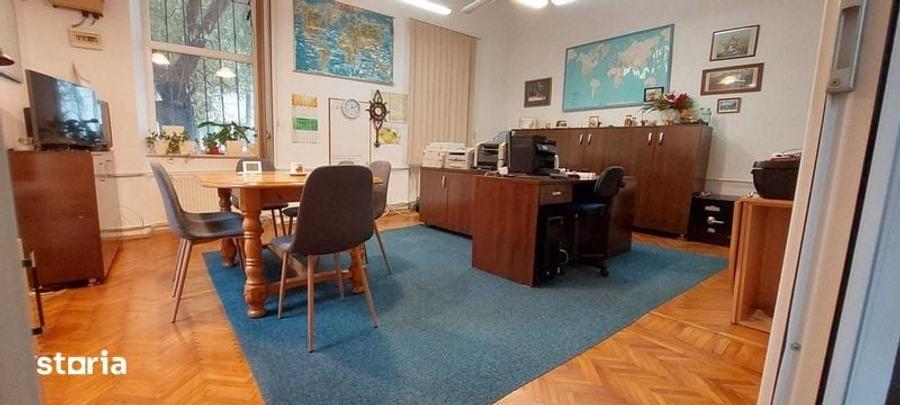 Casă cu 4 camere cu Teren 281 Mp în Ultracentral