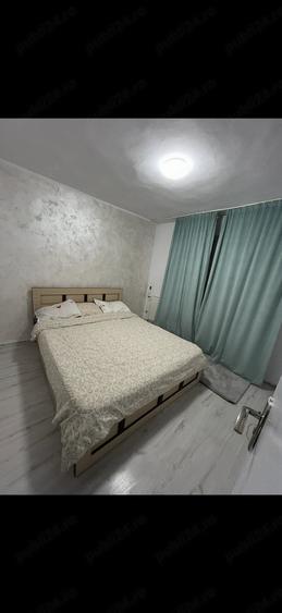 Apartament cu 2 camere semidecomandat în Berceni