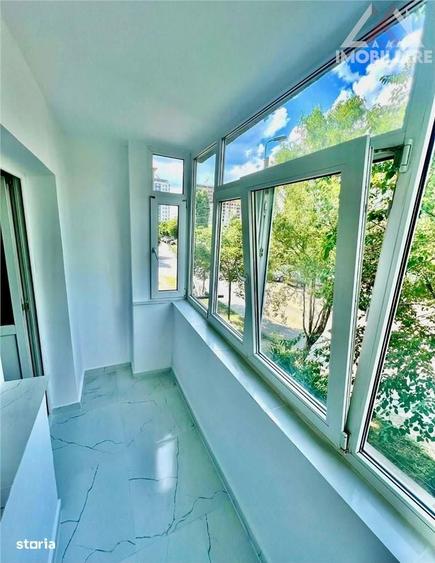 Apartament cu 4 camere decomandat în Dacia