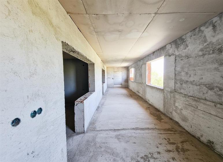 Hotel/Pensiune, de 470 mp, în Petreasa