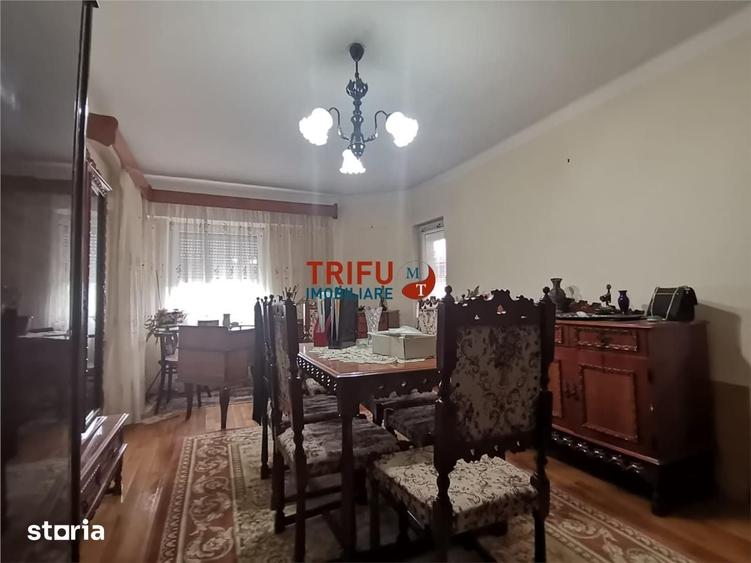 Apartament cu 3 camere decomandat în Tolstoi