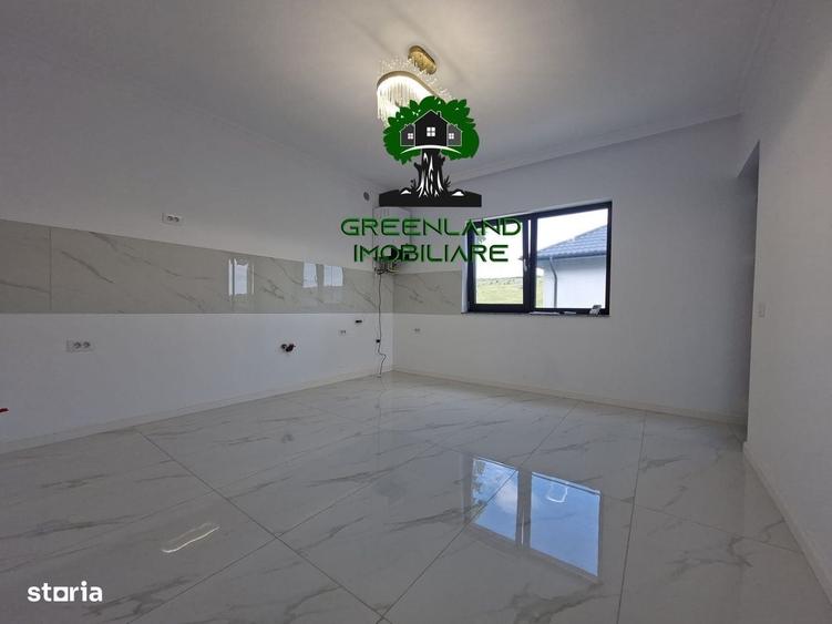 Casă cu 4 camere în Rediu